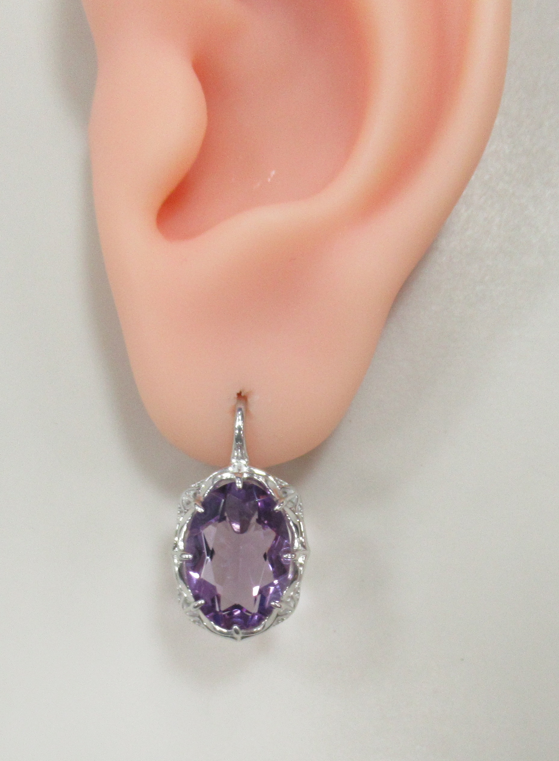 Серебряные серьги с аметистами